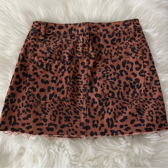 🥳HP🥳 Free People Zip It Up Leopard Print Denim Mini Skirt - Picture 7 of 12